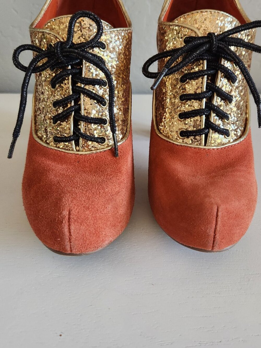 "Kimchi Blue" Orange Suede and Gold Glitter Oxford-style Platform Heels | Size 7 - Picture 6 of 6